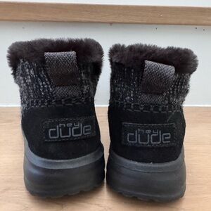 Hey Dude Black Furry Winter Boots